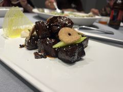 -唔哩赞·崇明私藏菜(建国西路店)