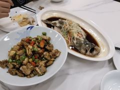 -楚山晓·湖北菜(武汉光谷K11店)