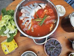 -苗侗地道红酸.酸汤鱼·酸汤牛肉