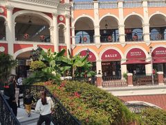 -佛罗伦萨小镇广佛名品奥特莱斯(疏港路店)