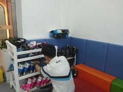 -米高蓝斯克国际轮滑中心(中铁建店)