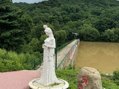 -亚布力新体委滑雪场