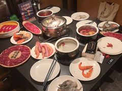 -钱小奴海鲜自助黑金店(杭州滨江龙湖店)