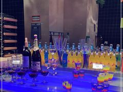 -亚马逊环球美食百汇(新城吾悦广场店)