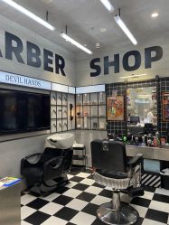 -Devilhands Barbershop男士理容店