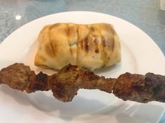 -汗腾格里·风味餐厅(新疆驻京办店)