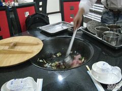 5继续翻炒-屯靠屯地锅王(西南路店)
