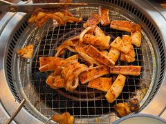 -明洞阿姨·韩式酱蟹烤肉·创意料理(三元桥店)