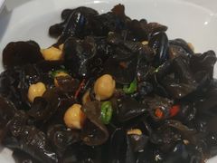 鹰嘴豆小木耳-清真·卡德尔大叔新疆主题餐厅(龙汇路店)