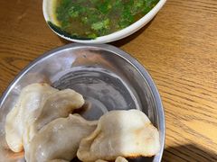 -黄阿姨锅贴大王(万航渡路店)