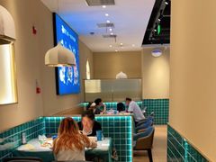 大堂-楼兰古丽·新疆拌面·清真(华阳城店)