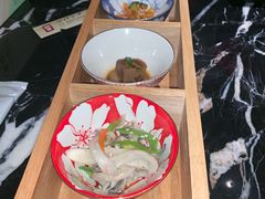 -山川小町·极番烧肉(新地假日广场店)