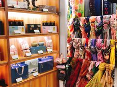 -浙茶集团狮峰·西湖龙井·杭州特产(莫干山路专卖店)
