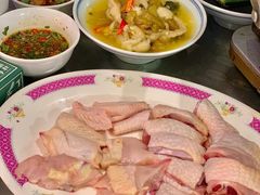 -禄婶鸡煲·打边炉