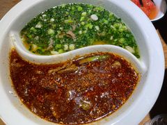 鸳鸯水煮牛肉-成都吃客(九眼桥店)
