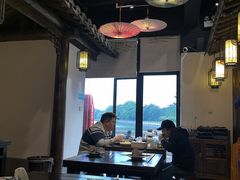 -聚汇三少·龙虾·中餐厅(莫邪路新天地店)