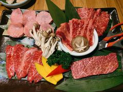 炼瓦家烤肉拼盘-炼火烤肉店