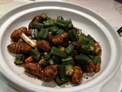 秋葵烧蝉蛹-名都饭店