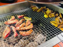 -肉甲韩国木炭烤肉(新壹街1店)