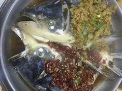 双味鱼头-湘王阁湘菜馆