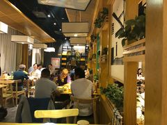 大堂-伊喜饺子·烤鸭(五道口学院路店)