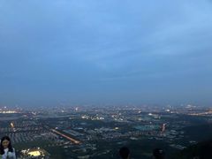 -鬼笑石后山停车场