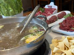 -乡土黄·鲜牛肉火锅·小龙虾(兴业街店)