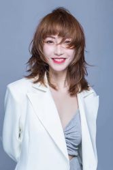 -东方美妍小鹏造型