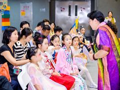 -蓝话筒·少儿成人演讲口才·主持朗诵·戏剧表演(大华第一坊店)