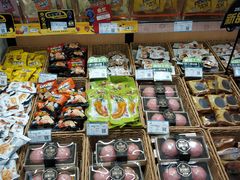零售区-来伊份(闻喜路三店)