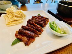 招牌土猪肉夹馍-芳草地度假酒店·野炉中餐厅