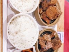 -万和春排骨砂锅米饭(新业广场店)