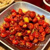 虾闹一下，靓仔吃瓜