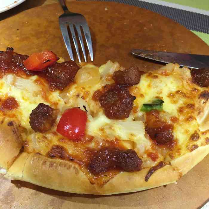 波彼比萨(永中店)-"随便说两句吧 披萨还可以,四种口味,饼.