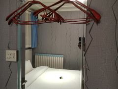 -德全心悦酒店(北京金台路地铁站店)