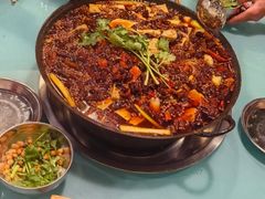 -鸿顺老铁锅美蛙鱼府(解放碑店)
