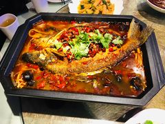 -巴特餐饮6加1音乐餐吧·新疆菜