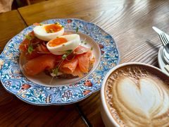 烟熏三文鱼吐司-Money Shops(愚园路店)