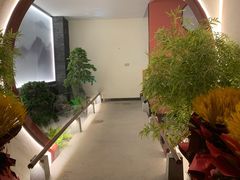 -鸽子侯·家宴·平价海鲜(市图书馆店)