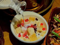 -雀舞云南菜(天津天河城购物中心店)