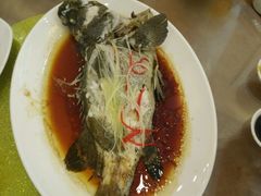 -顺峰渔港中国人的餐厅