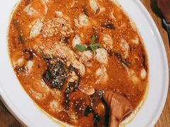 杨林酸菜鱼-麦麦山云南菜(复地活力城店)