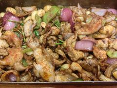 -老东镇啤酒屋海鲜加工·蒸汽海鲜·海鲜烧烤(台东店)