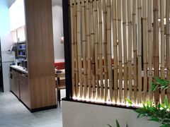 -蜜桃餐厅·伴山(绿宝广场店)