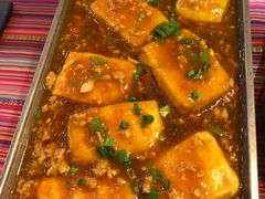 -香巴拉云南餐厅(华莱坞店)