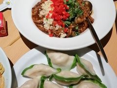 -关东小磨东北菜(上海长风大悦城店)