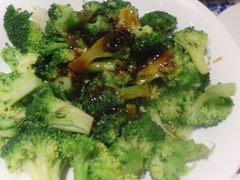 蚝油西兰花-东方饺子王(创始店)