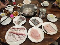 -正能量脆肉鲩火锅