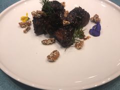 琥珀桃仁脆皮牛仔粒-新光酒家·河豚·海鲜·蟹料理(浦东店)
