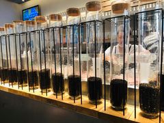 -喜茶(上海打浦桥日月光gelato lab+店)
